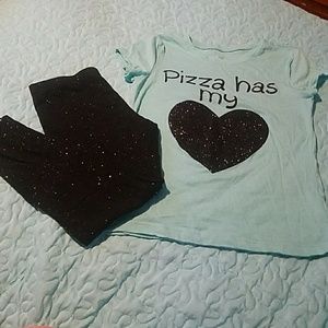 Sparkly Pizza Has my 🖤 outfit